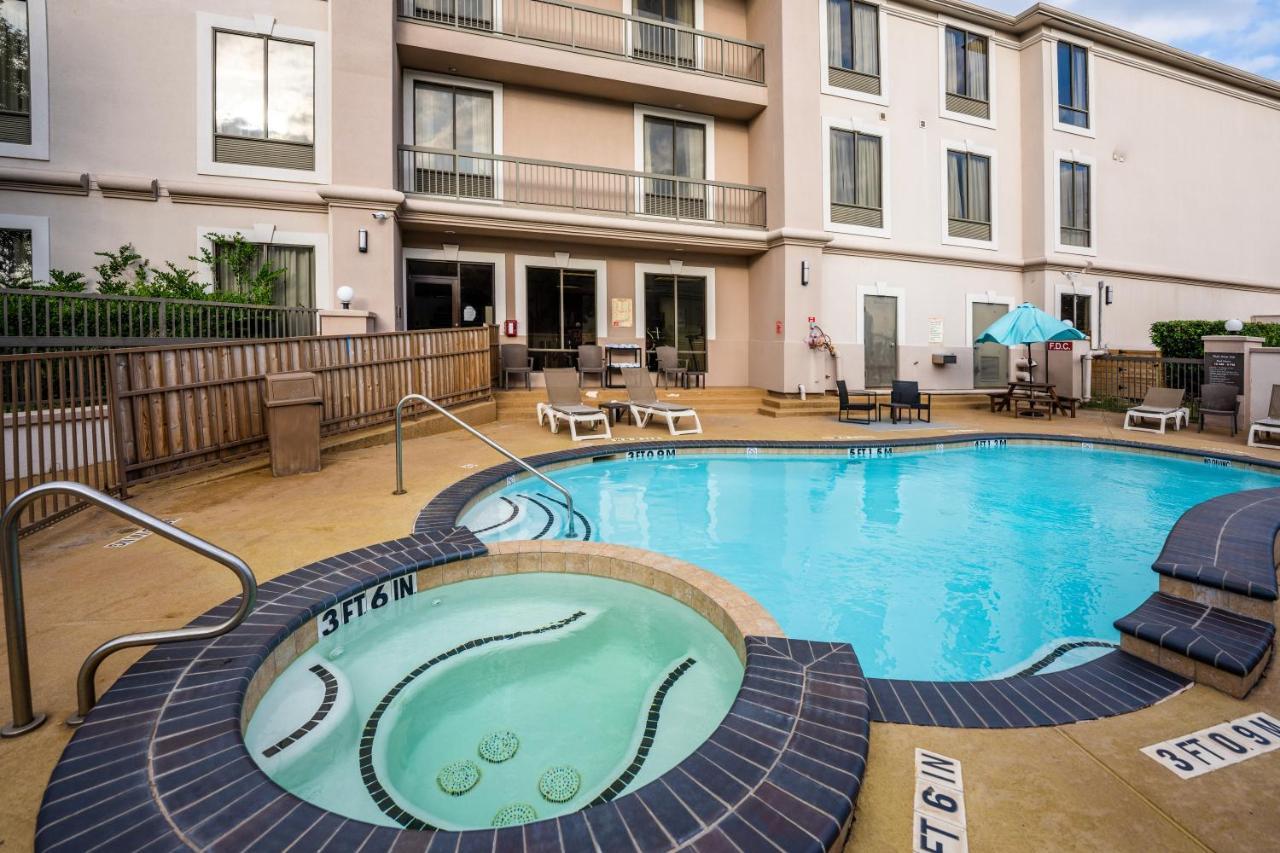 Comfort Suites Houston West At Clay Road Exterior foto