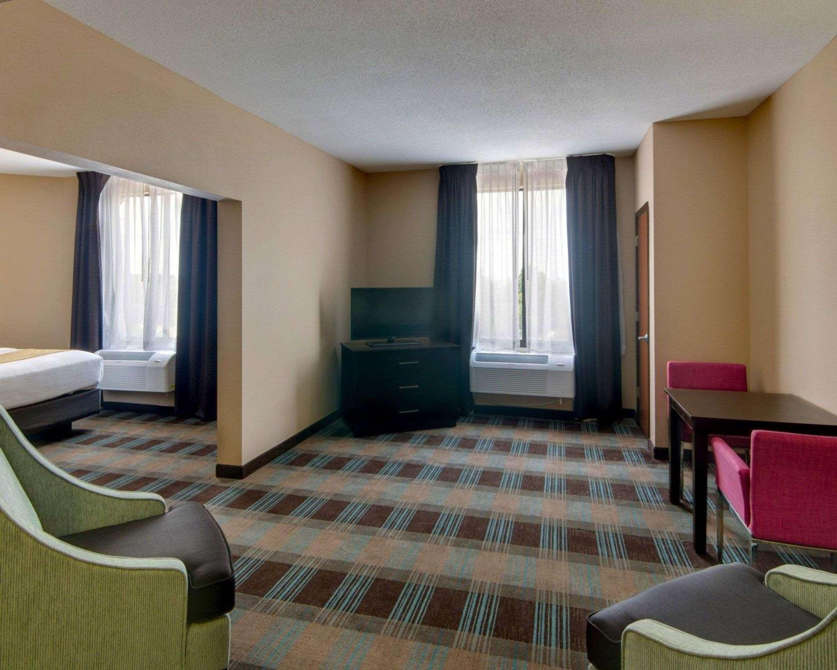 Comfort Suites Houston West At Clay Road Exterior foto